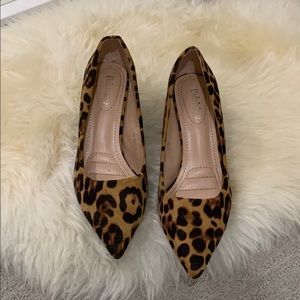 Leopard print heals